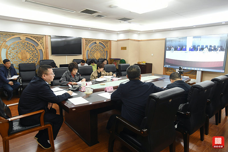 2021年3月11日，元方與理想汽車創(chuàng)始人沈亞楠視頻會談  張莉 攝.jpg