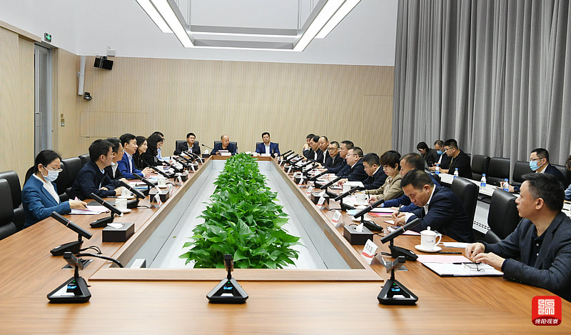 2021年3月8日，元方考察深交所  張莉 攝.jpg