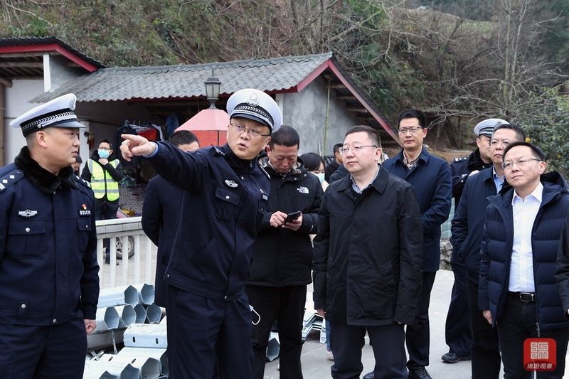 2022年1月9日，元方赴江油督導道路交通安全隱患整治2  張莉 攝.jpg