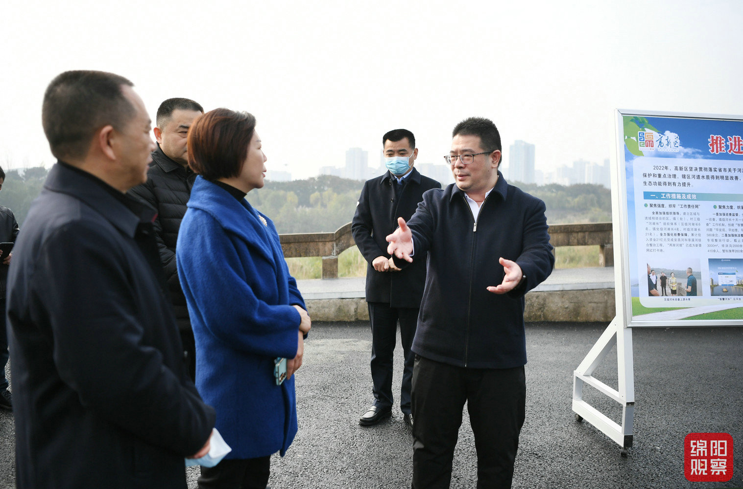2022年12月9日，李云督導(dǎo)安昌河河長制工作推進(jìn)情況6  張莉 攝.jpg
