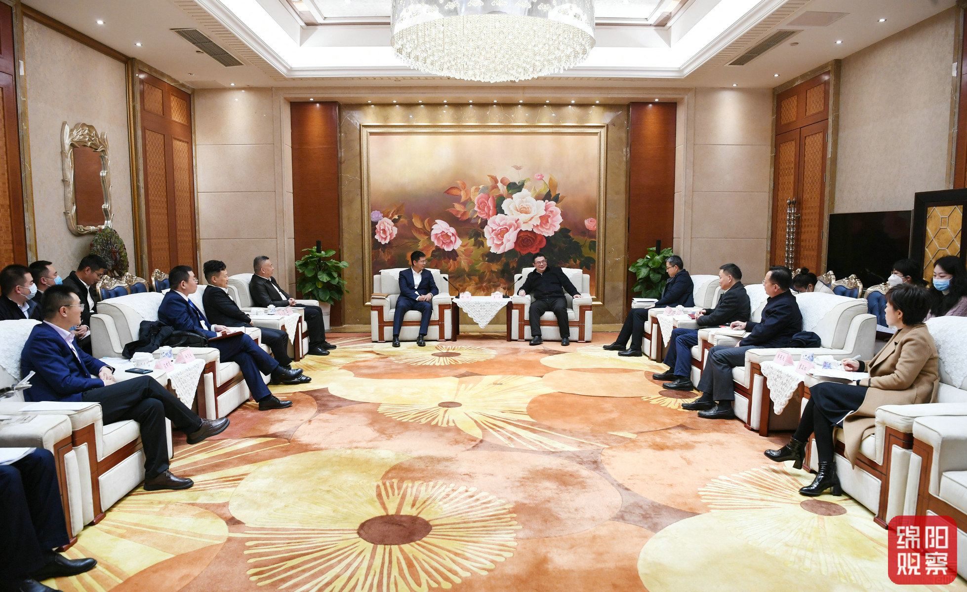 2022年12月7日，李云會(huì)見(jiàn)萬(wàn)豐奧特集團(tuán)董事長(zhǎng)陳濱一行6  張莉 攝.jpg