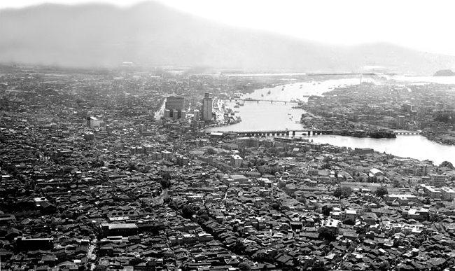 拍攝于1983年的蒼霞舊貌。游源飛攝